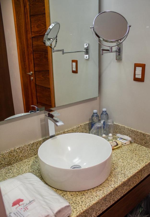 Hotel Rancho Tabachines Zitácuaro エクステリア 写真