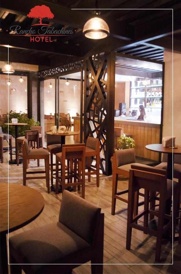 Hotel Rancho Tabachines Zitácuaro エクステリア 写真