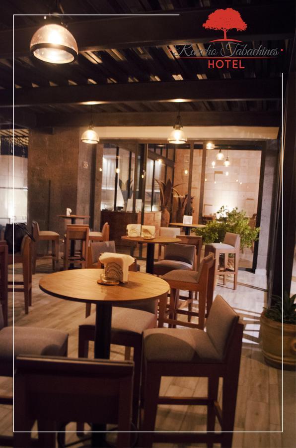 Hotel Rancho Tabachines Zitácuaro エクステリア 写真